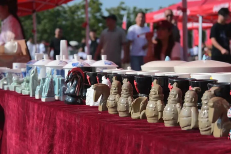 藝彩紛呈，迎“新”筑夢(mèng)——保定理工學(xué)院藝術(shù)學(xué)院專業(yè)特色與非遺的碰撞