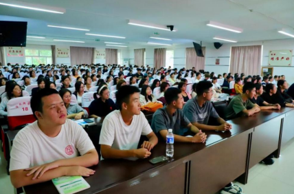 保定理工學(xué)院舉辦“理工大講堂”系列專題講座第十二期