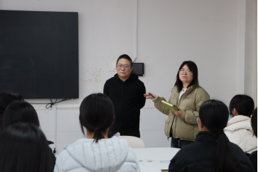 保定理工學院‖教育學院‖跨界融合，智創(chuàng)未來：張建軍教授“人工智能賦能實驗裝置藝術(shù)”工作坊正式啟幕