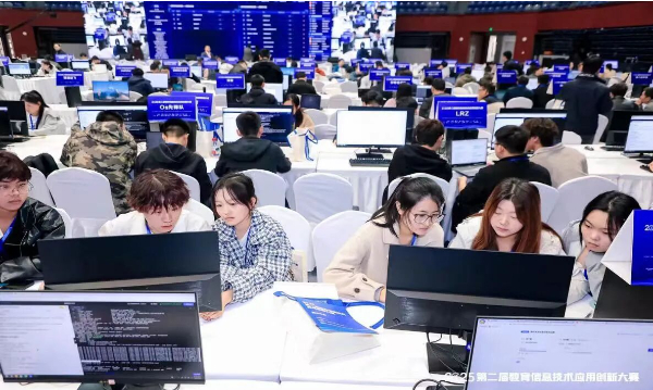 【榜樣引領(lǐng)】全國三等獎+2??！2025第二屆全國教育信息技術(shù)應(yīng)用創(chuàng)新大賽，保理學(xué)子再獲佳績！