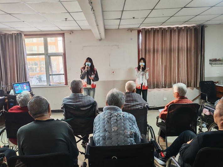 【教育學(xué)院·社會(huì)實(shí)踐】情暖夕陽(yáng)，藝潤(rùn)初心——保理學(xué)子赴養(yǎng)老院，以青春溫情暖歲月長(zhǎng)