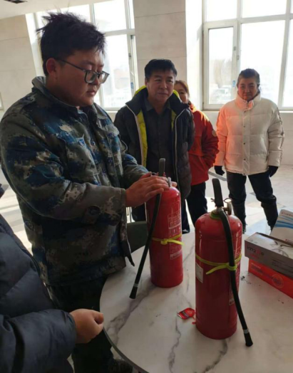 保定理工學(xué)院開(kāi)展宿舍管理人員安全知識(shí)培訓(xùn)工作