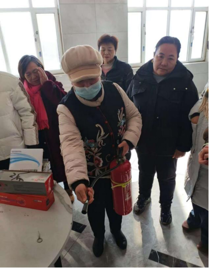 保定理工學(xué)院開(kāi)展宿舍管理人員安全知識(shí)培訓(xùn)工作