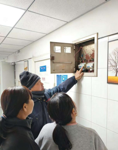 保定理工學(xué)院開(kāi)展宿舍管理人員安全知識(shí)培訓(xùn)工作